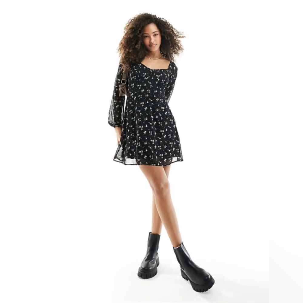 Hollister Floral Black Dress Size Medium
